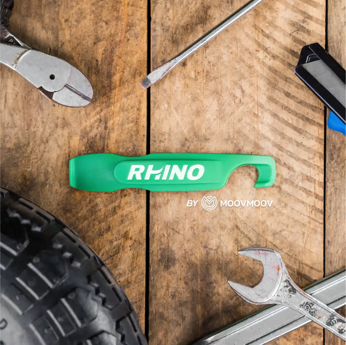 Smonta pneumatico monopattino elettrico